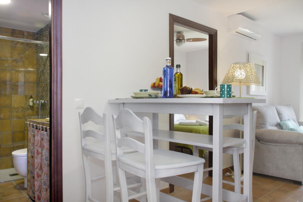 Apartamentos San Fernando 76 Córdoba Eksteriør bilde