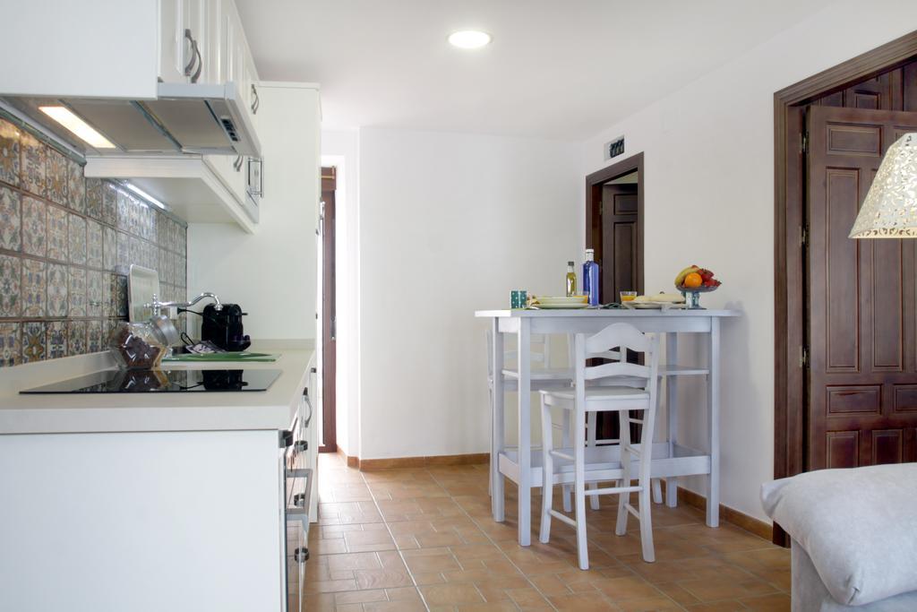 Apartamentos San Fernando 76 Córdoba Eksteriør bilde