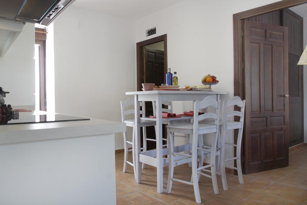 Apartamentos San Fernando 76 Córdoba Eksteriør bilde