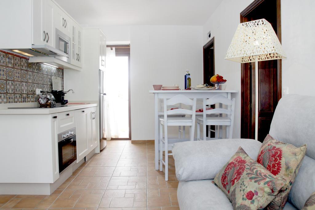 Apartamentos San Fernando 76 Córdoba Eksteriør bilde