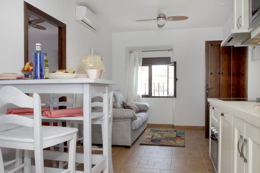 Apartamentos San Fernando 76 Córdoba Eksteriør bilde