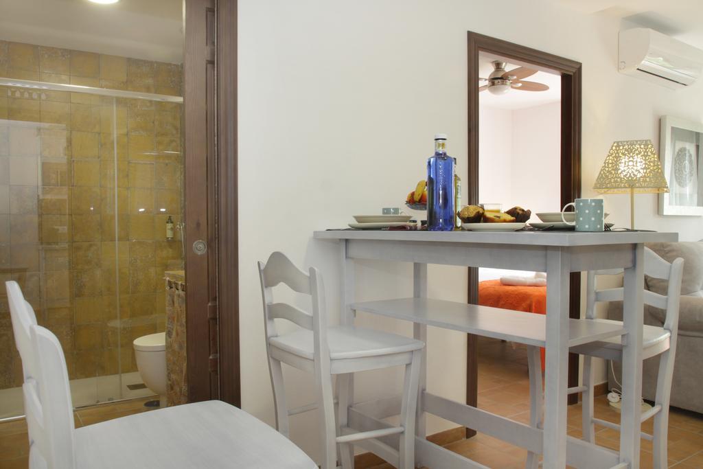 Apartamentos San Fernando 76 Córdoba Eksteriør bilde