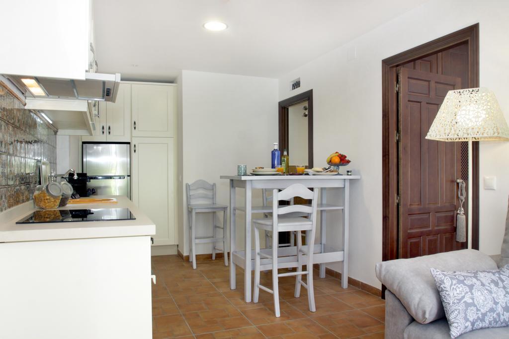 Apartamentos San Fernando 76 Córdoba Eksteriør bilde