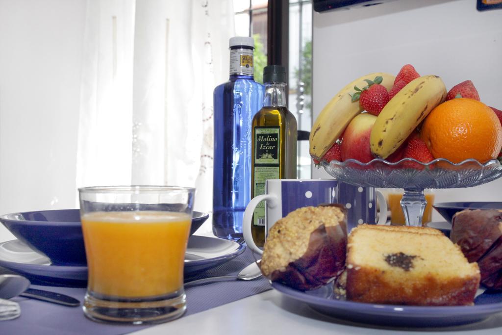 Apartamentos San Fernando 76 Córdoba Eksteriør bilde